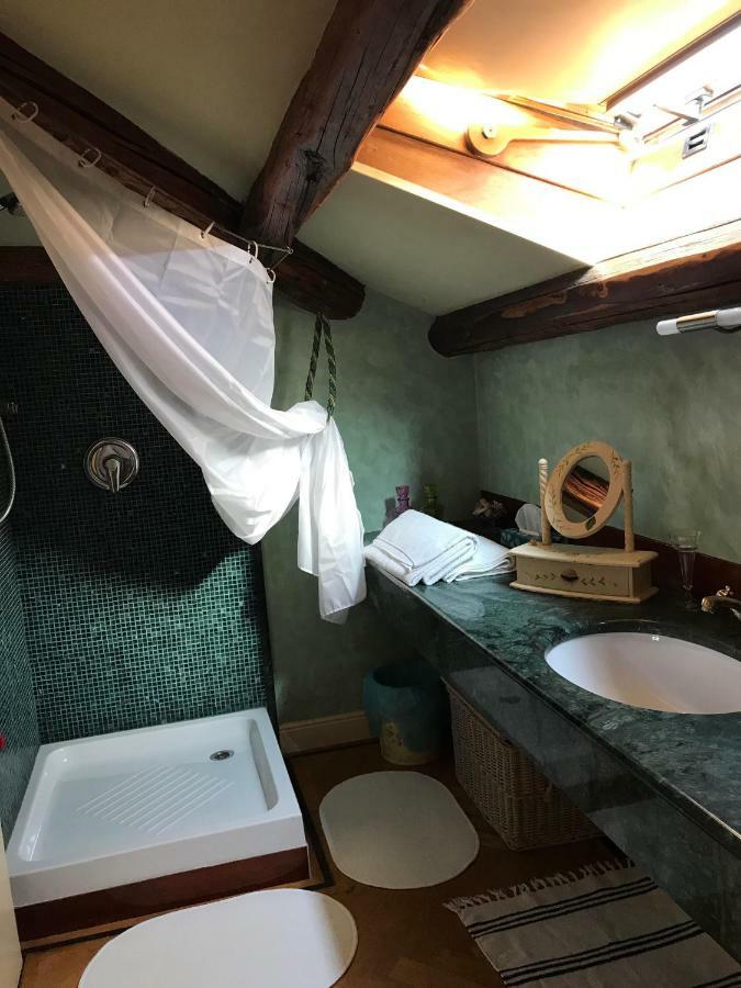 ラヴェンナ Aausgud Bed & Breakfast エクステリア 写真